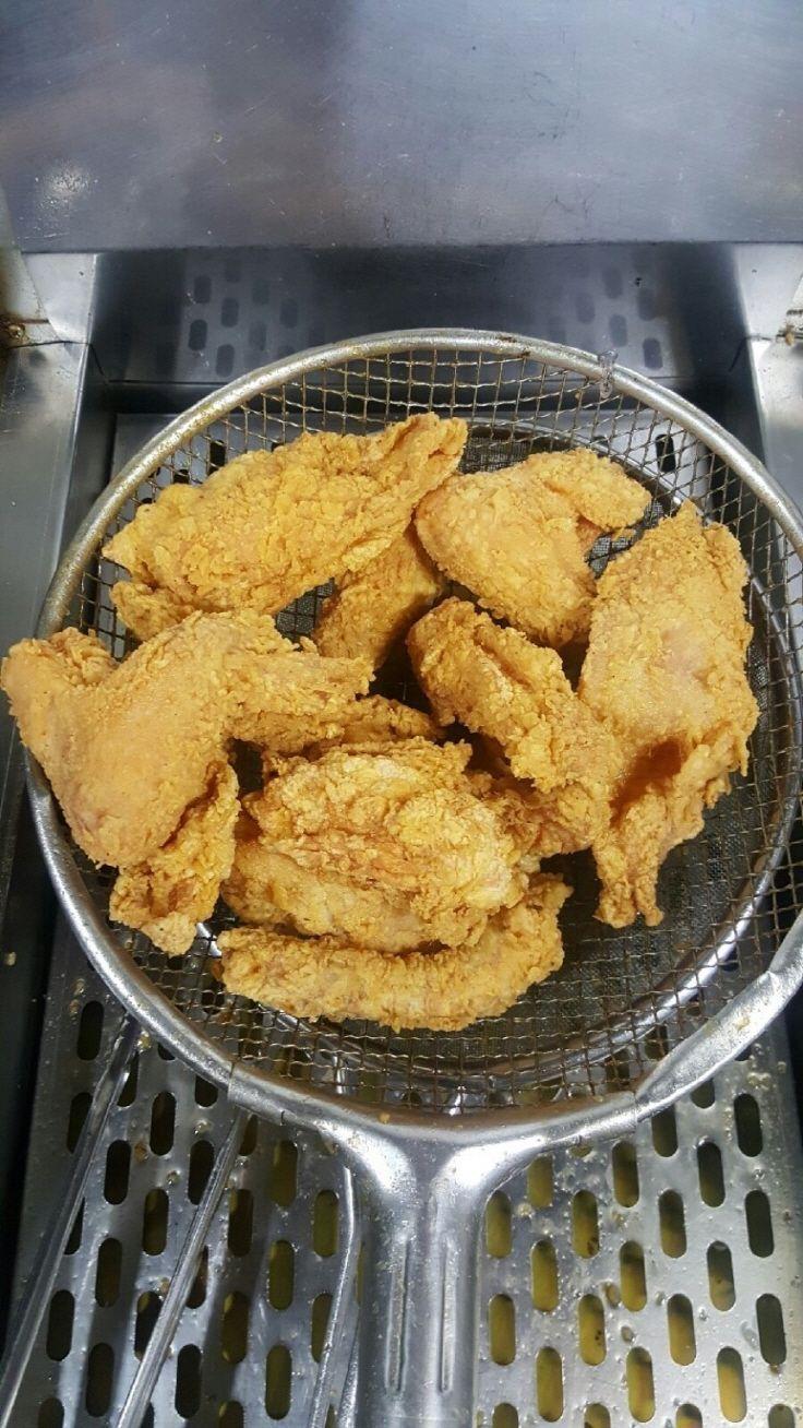 2025 Top 9 Korean Fried Chicken Restaurants!