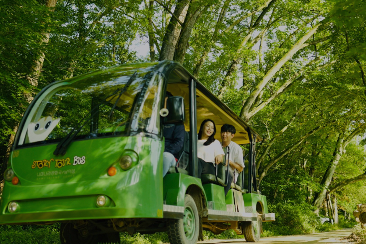 南怡島 故事之旅巴士