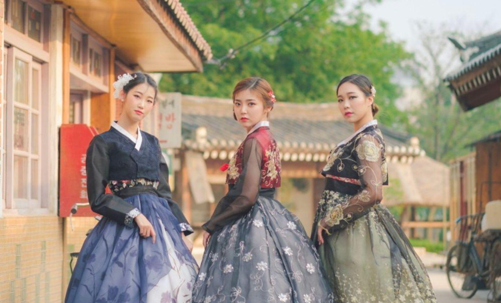 Ohneulharu Hanbok: Thuê Hanbok đẹp giá rẻ gần Gyeongbokgung
