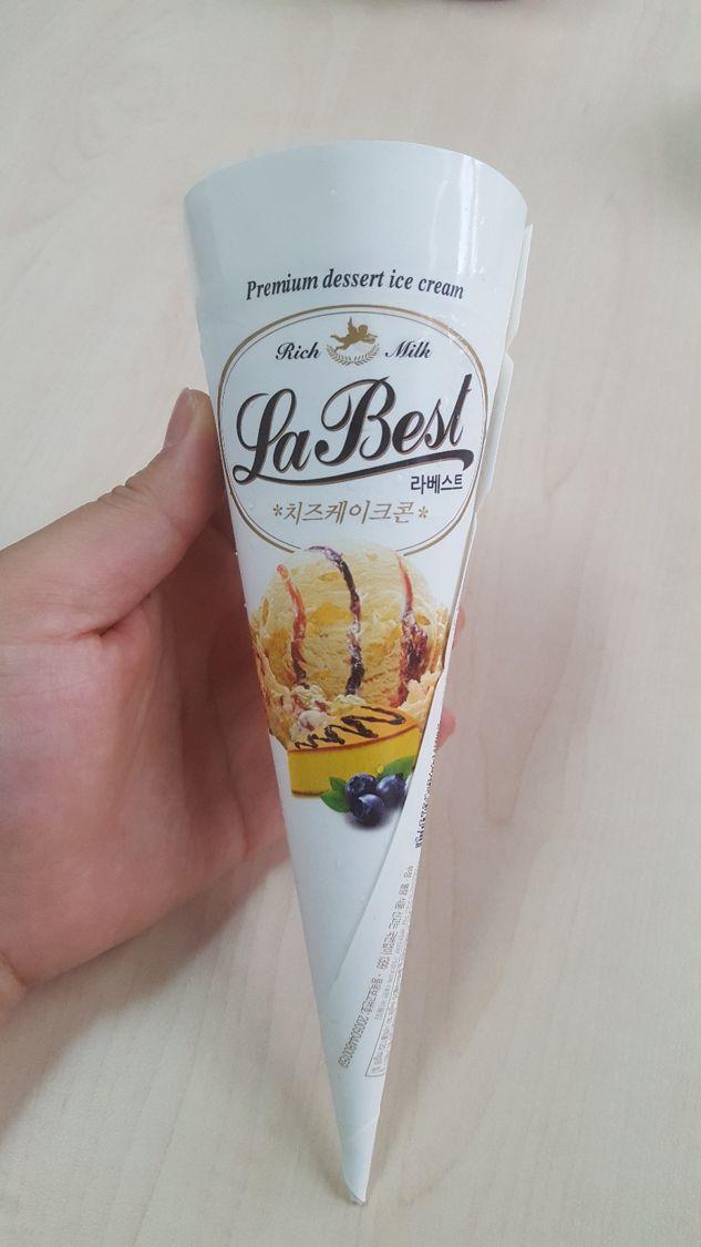 라베스트 치즈케이크 콘 포장 - 대만어로 "GS25韓國La Best起司蛋糕甜筒包裝"