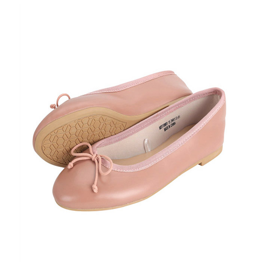 Top 5 Most Recommended Korean Shoe Brands | You want to shop for shoes in Korea? Top 5 Most Recommended Korean Shoe Brands!