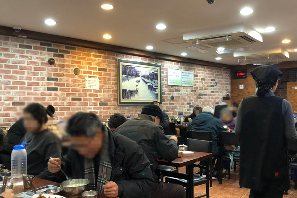 韓国、韓国旅行、韓国観光、ソウル、ソウル旅行、韓国グルメ、ソウルグルメ、乙支路、ウルチロ、ヒップチロ、韓国料理、現地人、マッチブ、ポチャ、老舗