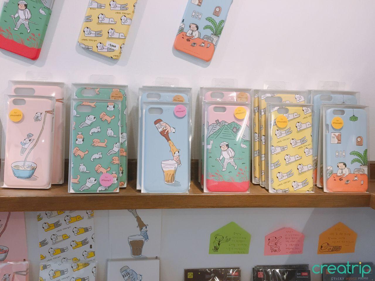 Insider's Guide and Tips for Gyeongbokgung and Seochon Village: Guide and tips completely by local insider! Discover places with no crowds around the most crowded Gyeongbokgung！