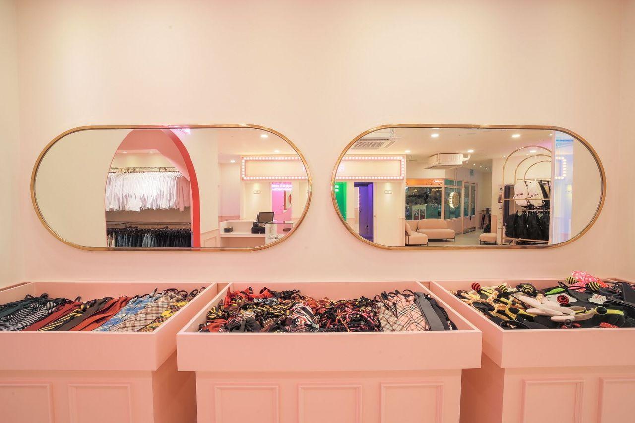 幫助顧客拍出獨特照片的拍照區，環境裝飾充滿創意設計，吸引拍照愛好者。