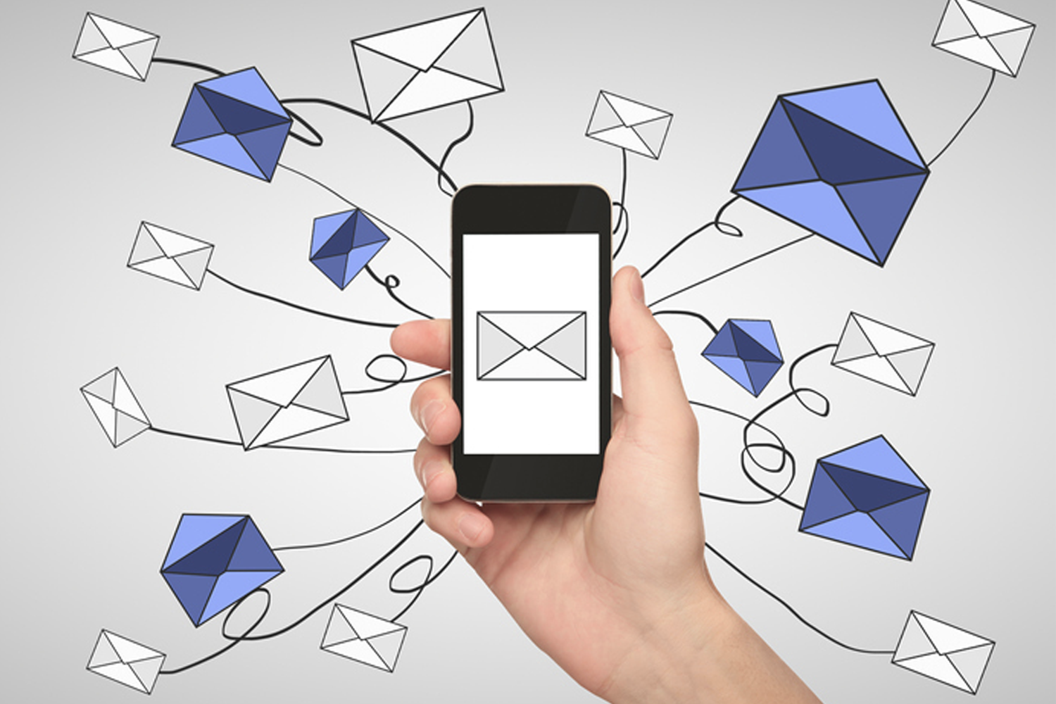 使用智能手機快拍電子郵件應用程式的插圖，強調天氣主題在韓文電子郵件中的常見使用方式。