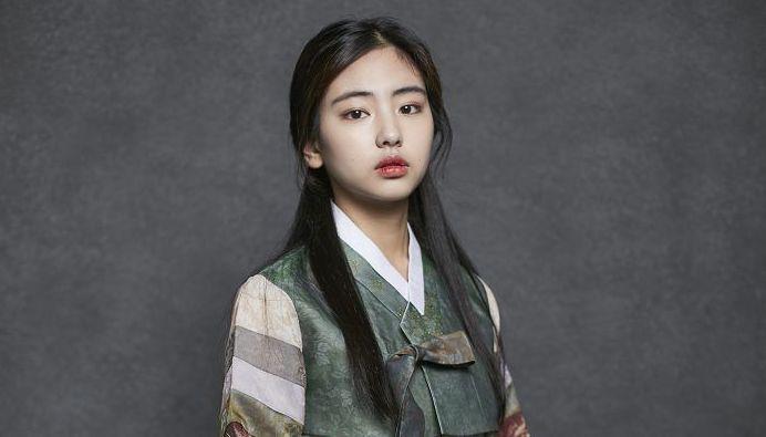 ฮันบกสุดหรูย่านพระราชวังเคียงบก : Hanbok Girls