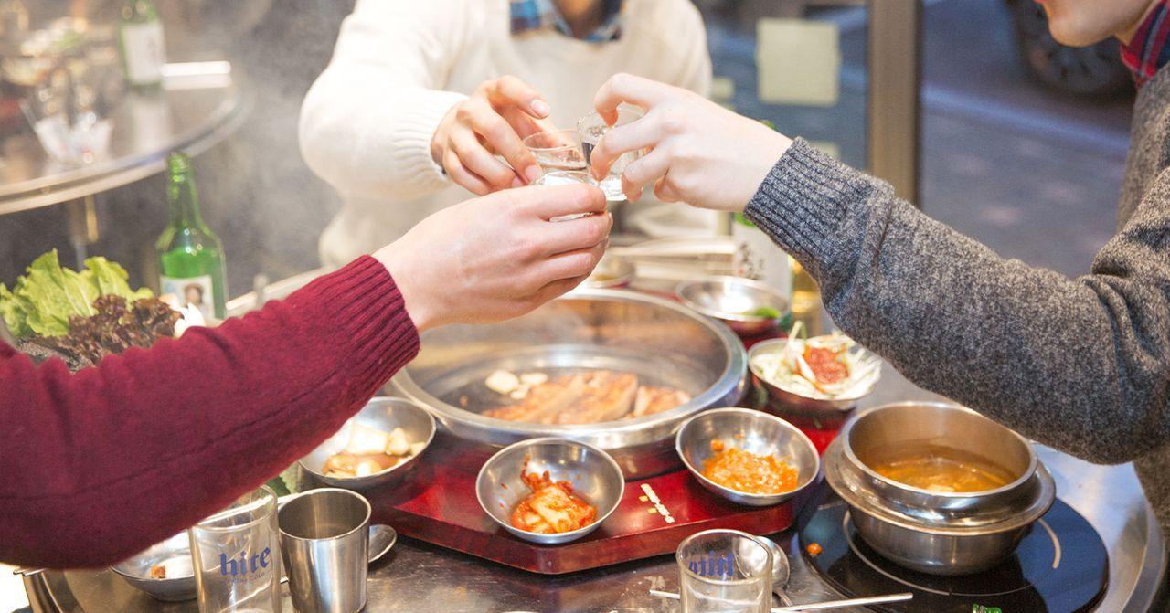 Tip Korea yang Berguna: Menguraikan Menu Korea di Restoran Korea