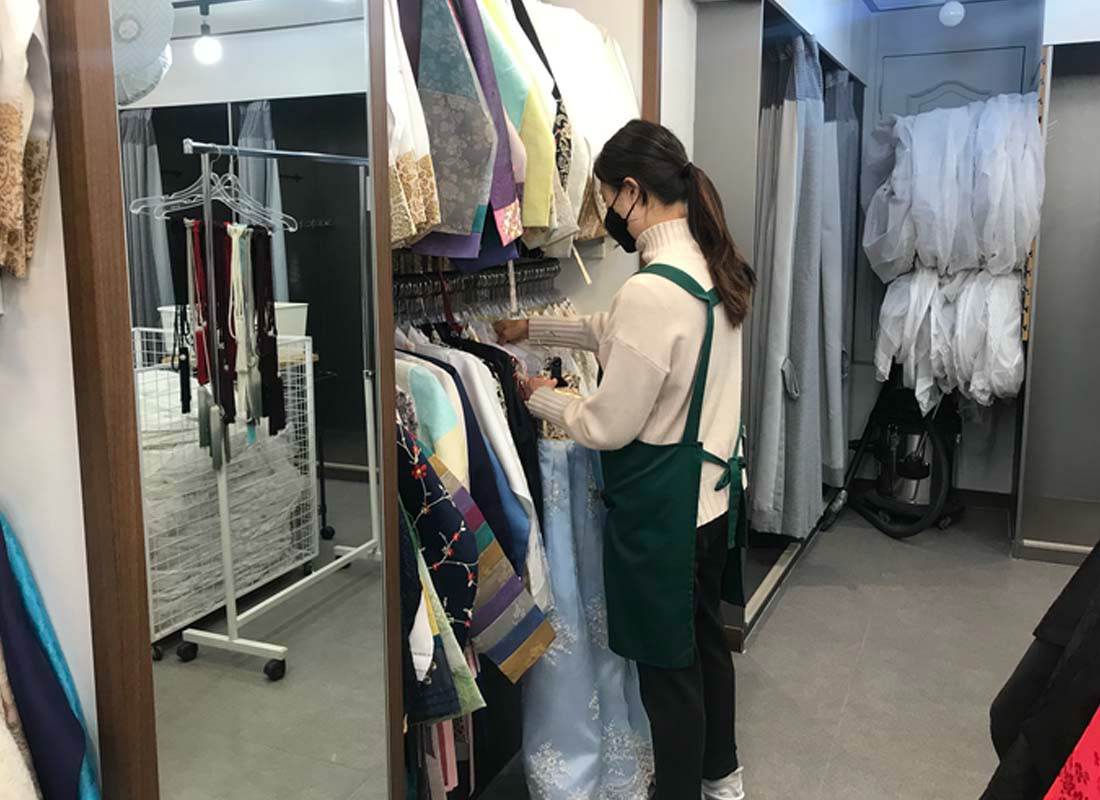 韓国、韓国旅行、韓国観光、ソウル、ソウル旅行、景福宮、キョンボックン、韓服、ハンボク、チマチョゴリ、体験、写真、YES韓服YES韓服 韓国旅行 ソウル ソウル旅行 韓国伝統衣装 チマチョゴリ 韓服レンタル店 韓服体験 景福宮