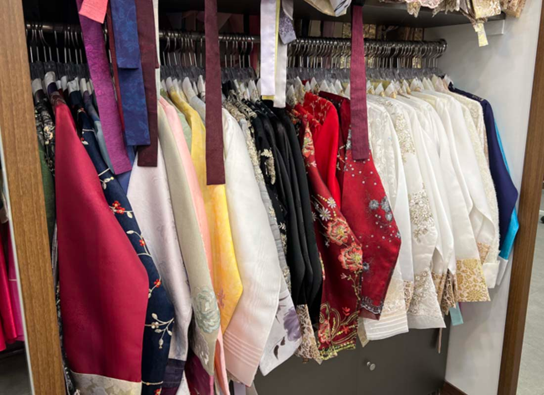 韓国、韓国旅行、韓国観光、ソウル、ソウル旅行、景福宮、キョンボックン、韓服、ハンボク、チマチョゴリ、体験、写真、YES韓服YES韓服 韓国旅行 ソウル ソウル旅行 韓国伝統衣装 チマチョゴリ 韓服レンタル店 韓服体験 景福宮