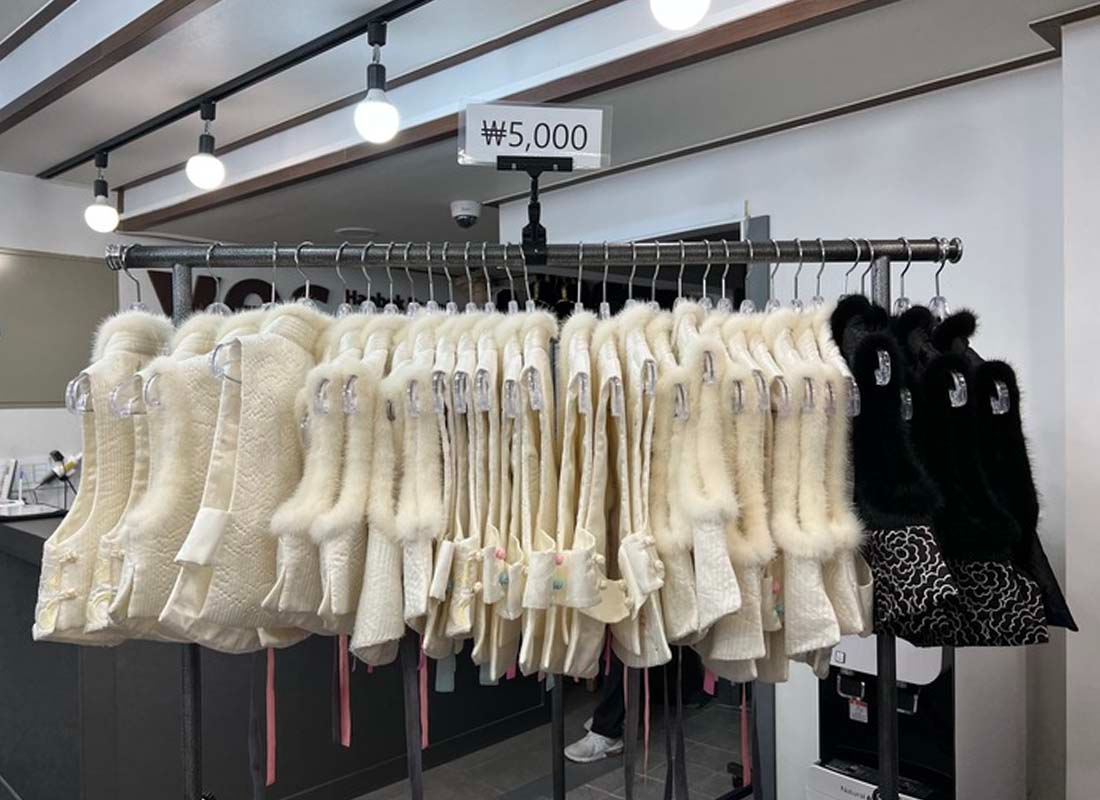 韓国、韓国旅行、韓国観光、ソウル、ソウル旅行、景福宮、キョンボックン、韓服、ハンボク、チマチョゴリ、体験、写真、YES韓服YES韓服 韓国旅行 ソウル ソウル旅行 韓国伝統衣装 チマチョゴリ 韓服レンタル店 韓服体験 景福宮