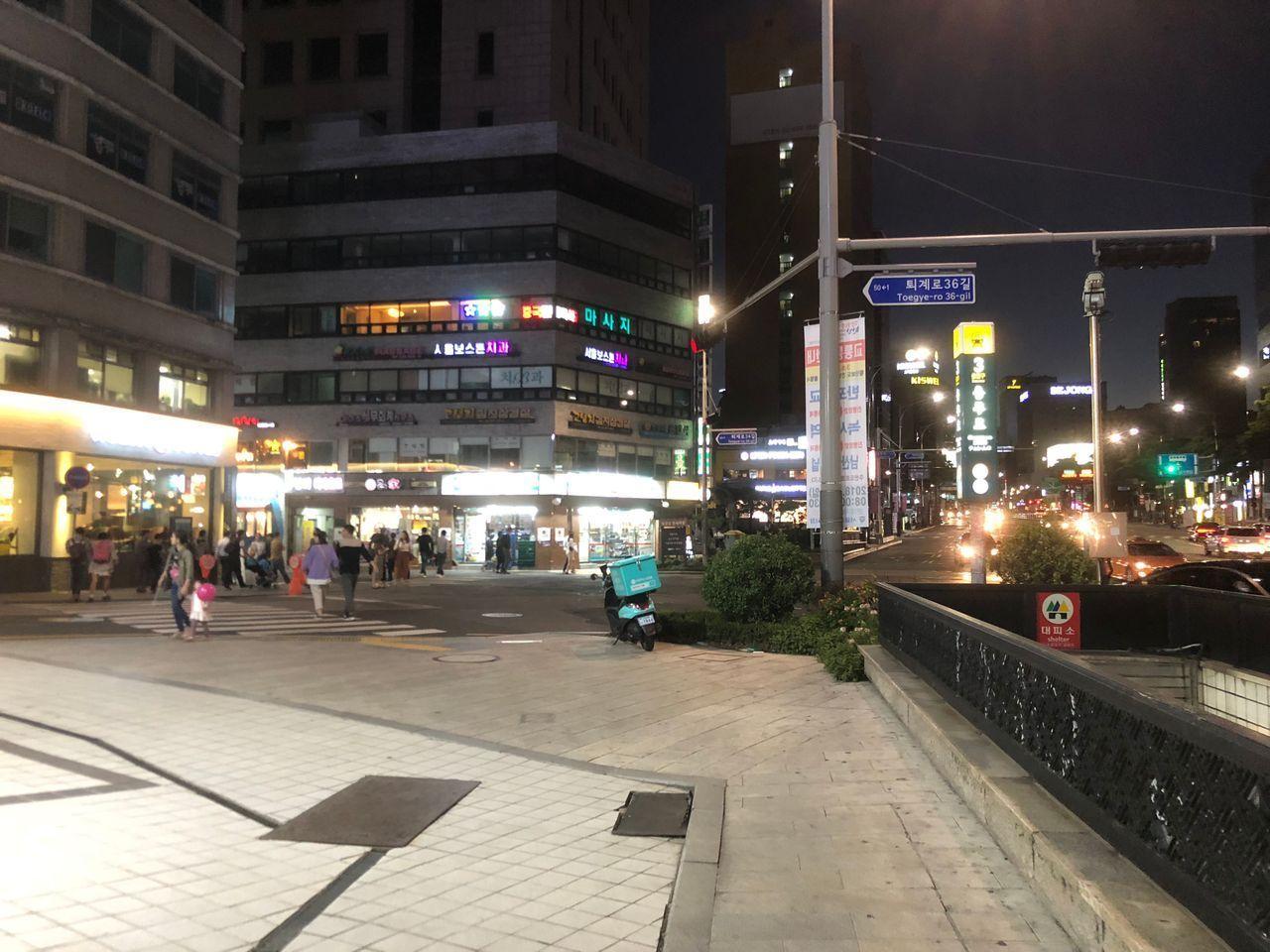 Want to visit Korean style night market? Visit 1890 Namsan Valley Night Marekt!
