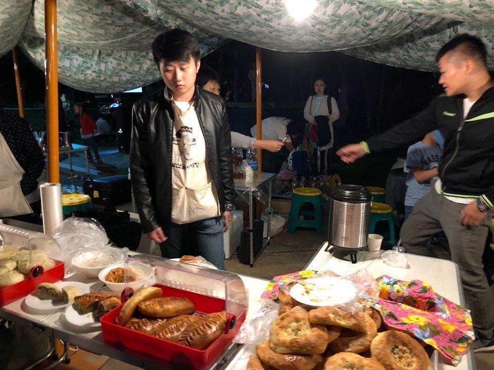 Want to visit Korean style night market? Visit 1890 Namsan Valley Night Marekt!