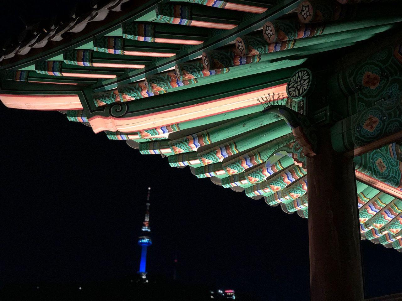 Want to visit Korean style night market? Visit 1890 Namsan Valley Night Marekt!