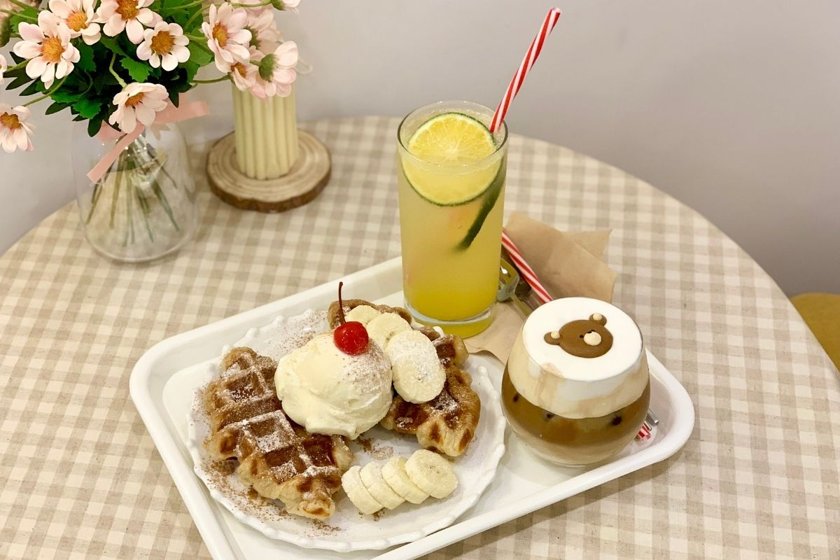 韓国、韓国旅行、韓国観光、ソウル、ソウル旅行、弘大、ホンデ、延南洞、ヨンナムドン、韓国カフェ、ソウルカフェ、延南洞カフェ、おすすめ、人気、SNS、写真映え、韓国デザート