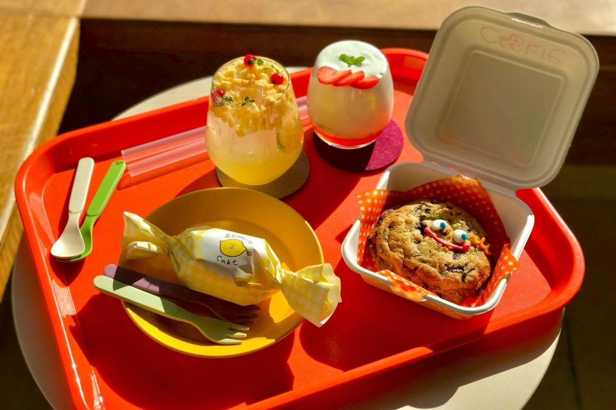 Yeonnamdong Cafe Guide: Cafe Skön 카페스콘