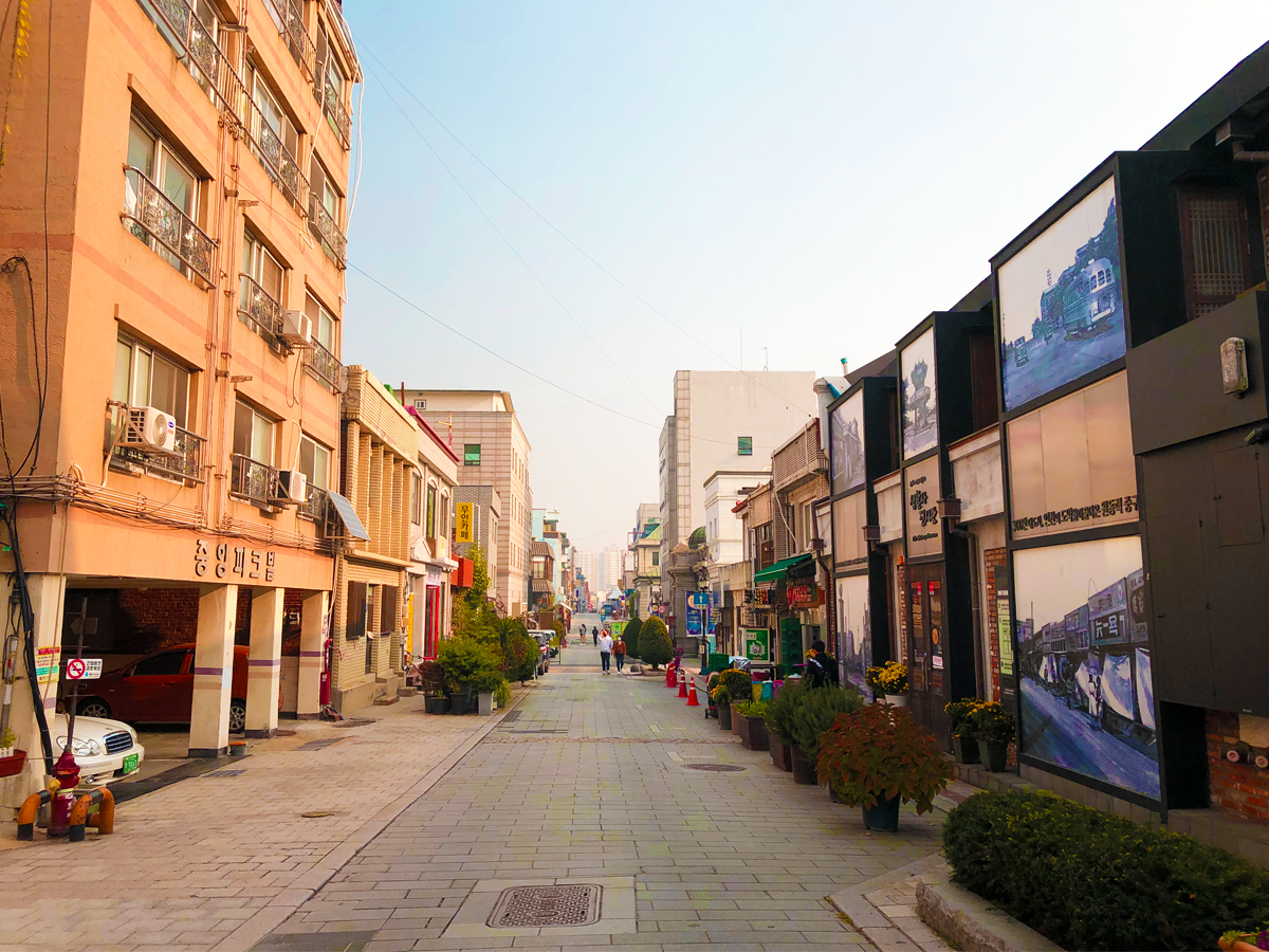 Khu phố Gaehangjang Geoli (개항장 거리) ở china town incheon 
