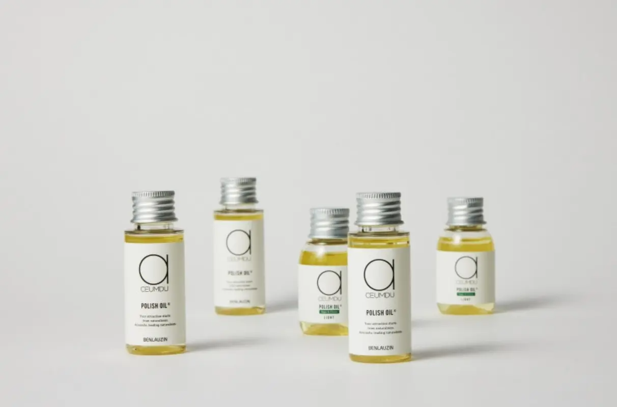 ACEUMDU hair care products displayed at Soonsiki Hair salon, known for their natural ingredients.