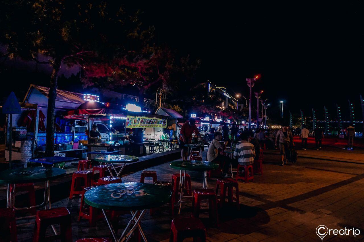 Must Visit Attractions and Cafes at Yeosu (7 Each)