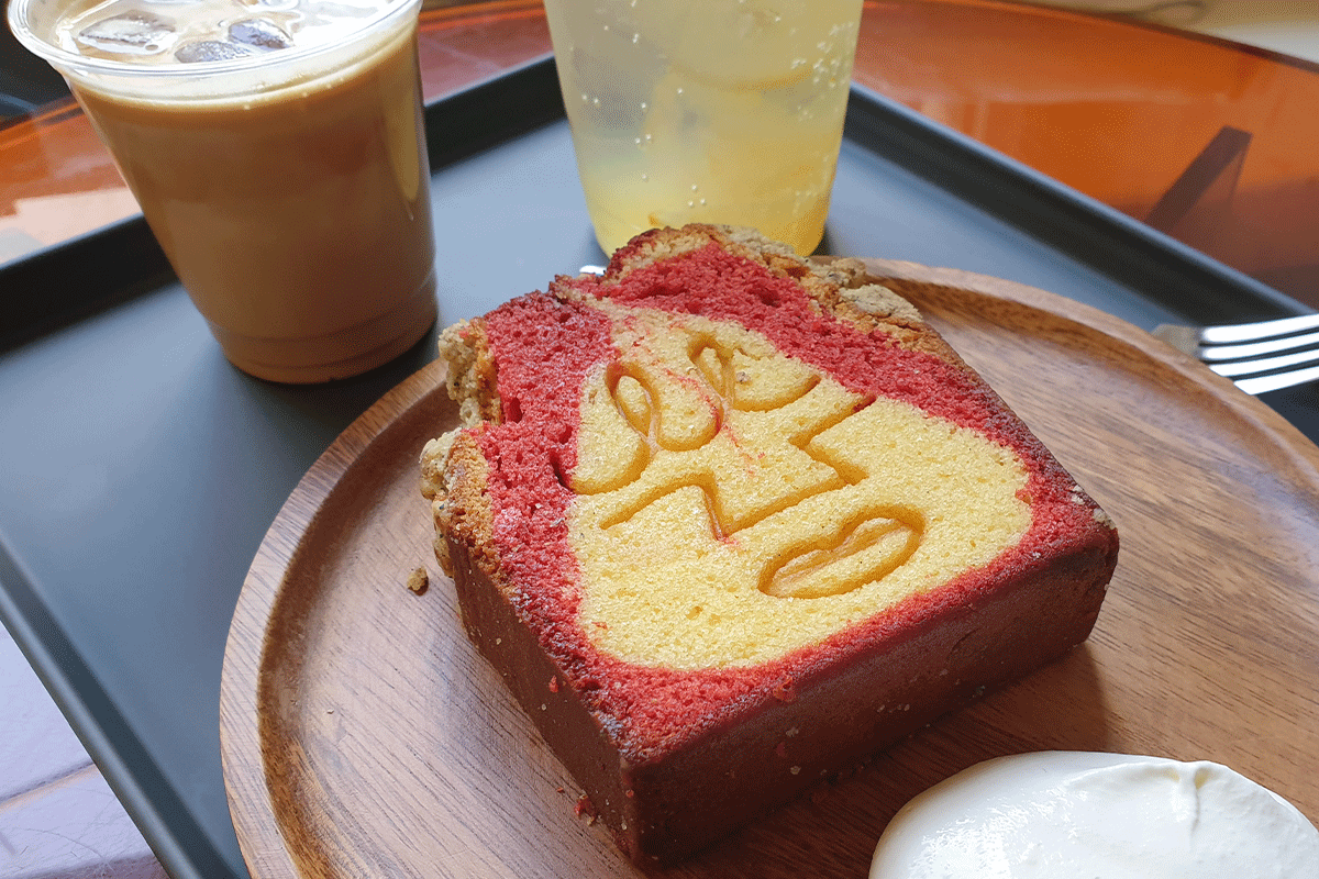 seoul euljiro cafe, gonggangab iron man pound cake