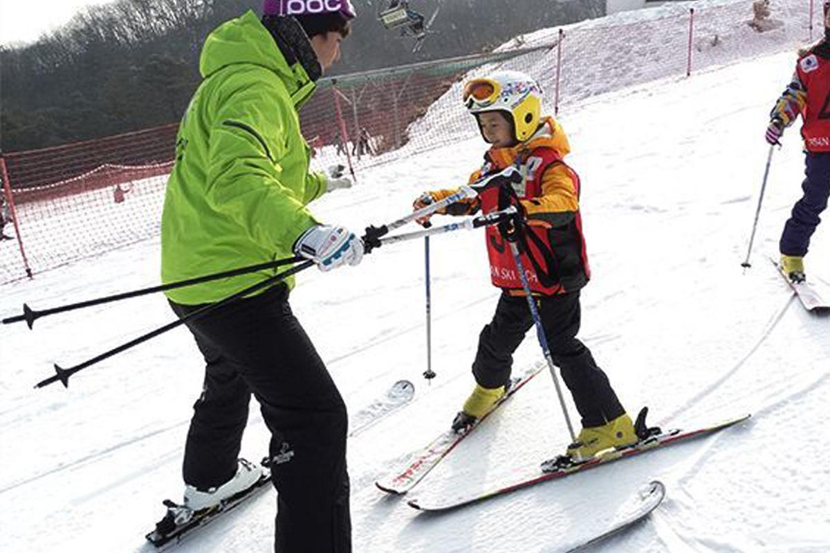 芝山森林滑雪場 韓國滑雪場 