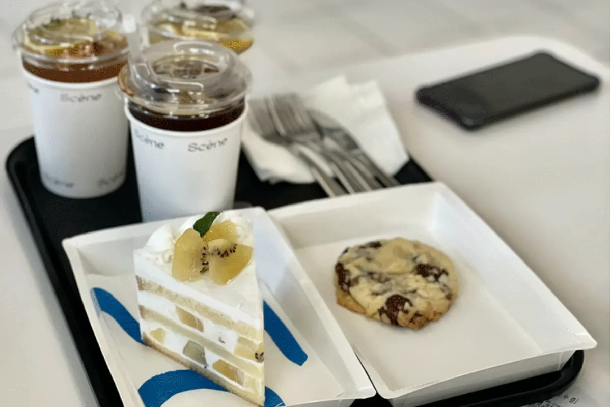 seoul korea, seongsu cafe scene