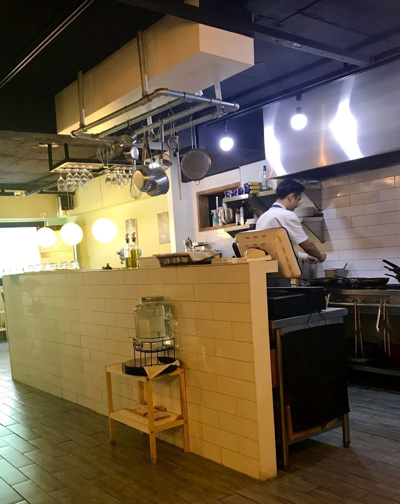 Sinchon Food with Great Cost-Efficiency