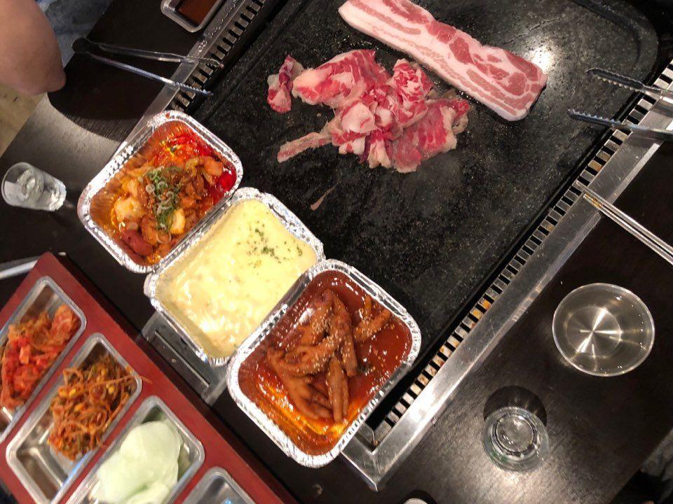 Sfaturi alimentare Hongdae: 7 tot ce puteți mânca grătar coreean de porc / vită pe care iubitorii de carne nu le pot pierde!