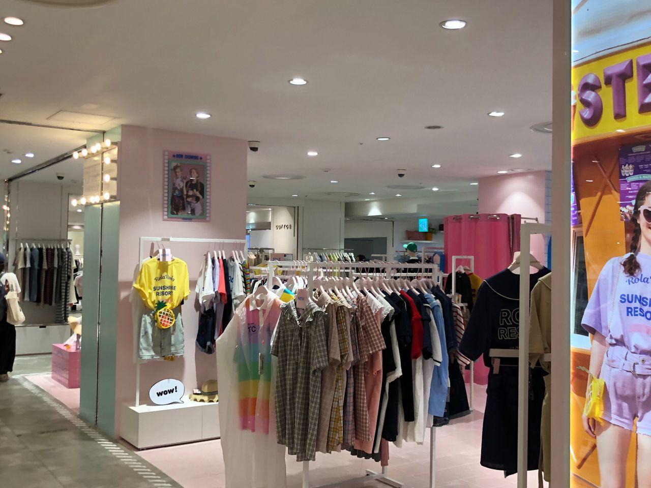 【Myeongdong Shopping】Summer clothing is on the market! Myeongdong Young Plaza visit