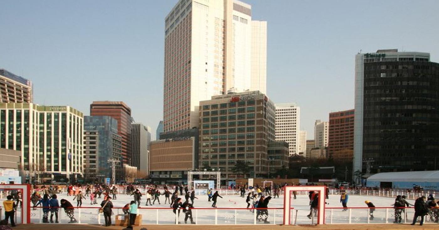 ลานไอซ์สเก็ตที่ซิตี้ฮอลล์