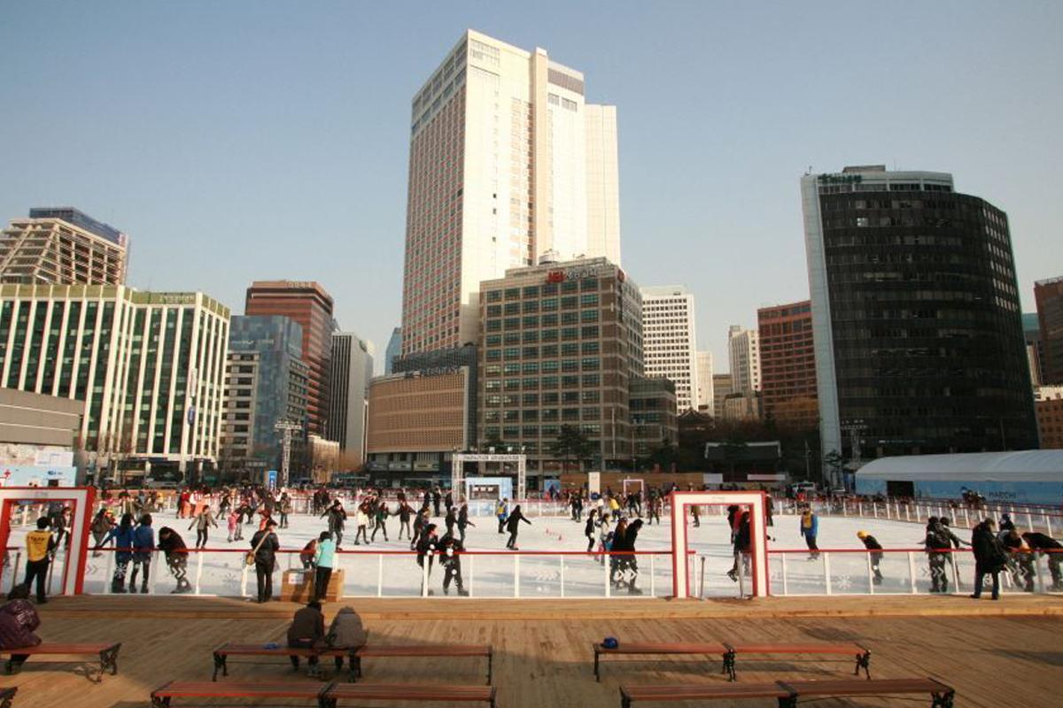 Winter Activities In Korea: ice skating