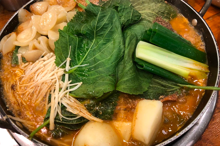 東廟24小時馬鈴薯排骨湯