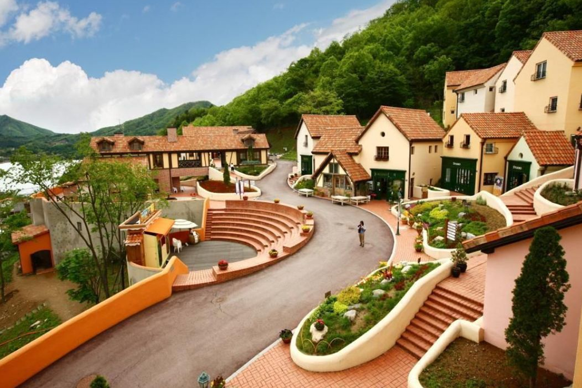 南怡島、小法國村、晨靜樹木園一日遊，一次過去足3個地方，保證大家一定滿意！