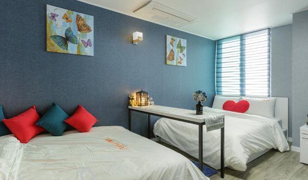 Top 8 Reasons To Stay At Myeongdong