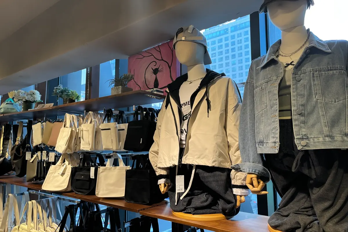 韓國購物 首爾購物 弘大購物攻略 弘大行街 弘大必買 弘大服裝 弘大時裝 弘大美妝 弘大化妝品 弘大小店 2025 推薦