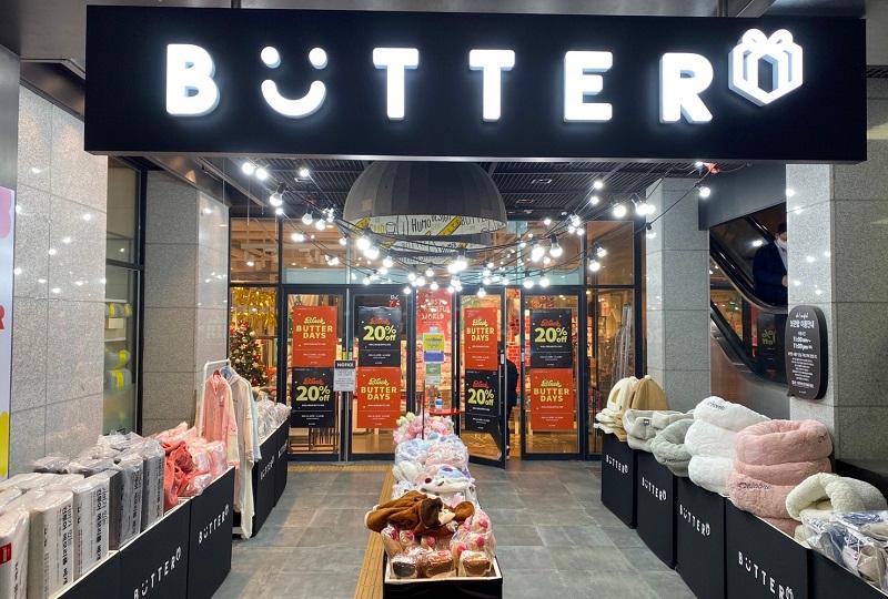 韓国、韓国旅行、韓国観光、ソウル旅行、弘大、ホンデ、ショッピング、韓国コスメ、オリーブヤング、若者、ホットスポット、韓国ファッション、韓国雑貨、小物、韓国アクセサリー