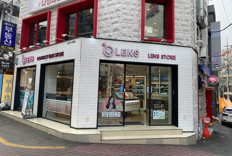 韓国、韓国旅行、韓国観光、ソウル旅行、弘大、ホンデ、ショッピング、韓国コスメ、オリーブヤング、若者、ホットスポット、韓国ファッション、韓国雑貨、小物、韓国アクセサリー