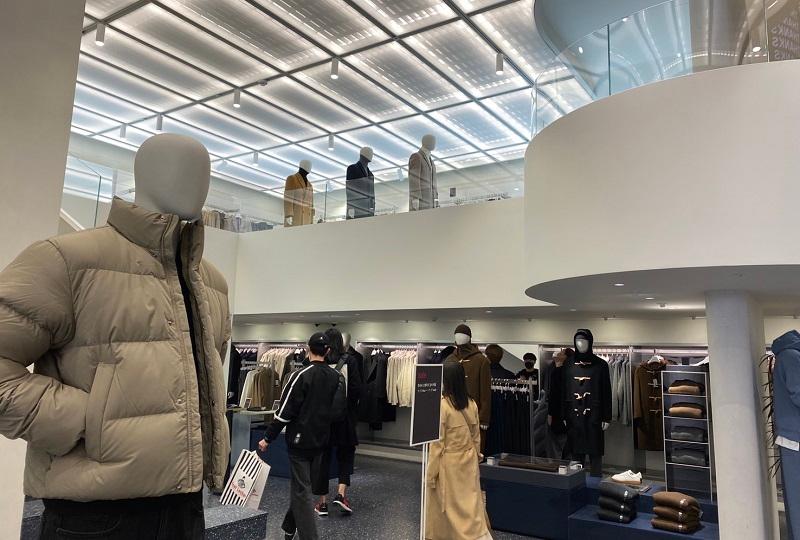 韓国、韓国旅行、韓国観光、ソウル旅行、弘大、ホンデ、ショッピング、韓国コスメ、オリーブヤング、若者、ホットスポット、韓国ファッション、韓国雑貨、小物、韓国アクセサリー