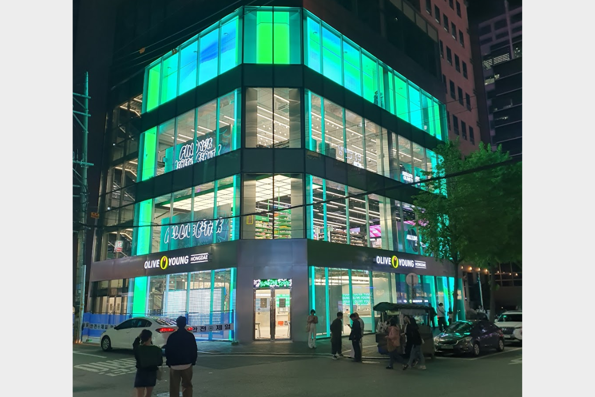 韓國購物 首爾購物 弘大購物攻略 弘大行街 弘大必買 弘大服裝 弘大時裝 弘大美妝 弘大化妝品 弘大小店 2025 推薦