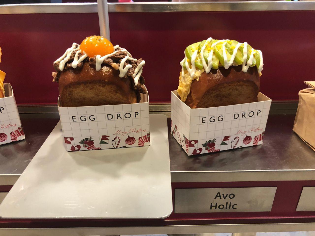 Egg Drop бүтээгдэхүүний захиалгын дэлгэц, янз бүрийн сэндвичийн сонголтыг харуулсан.