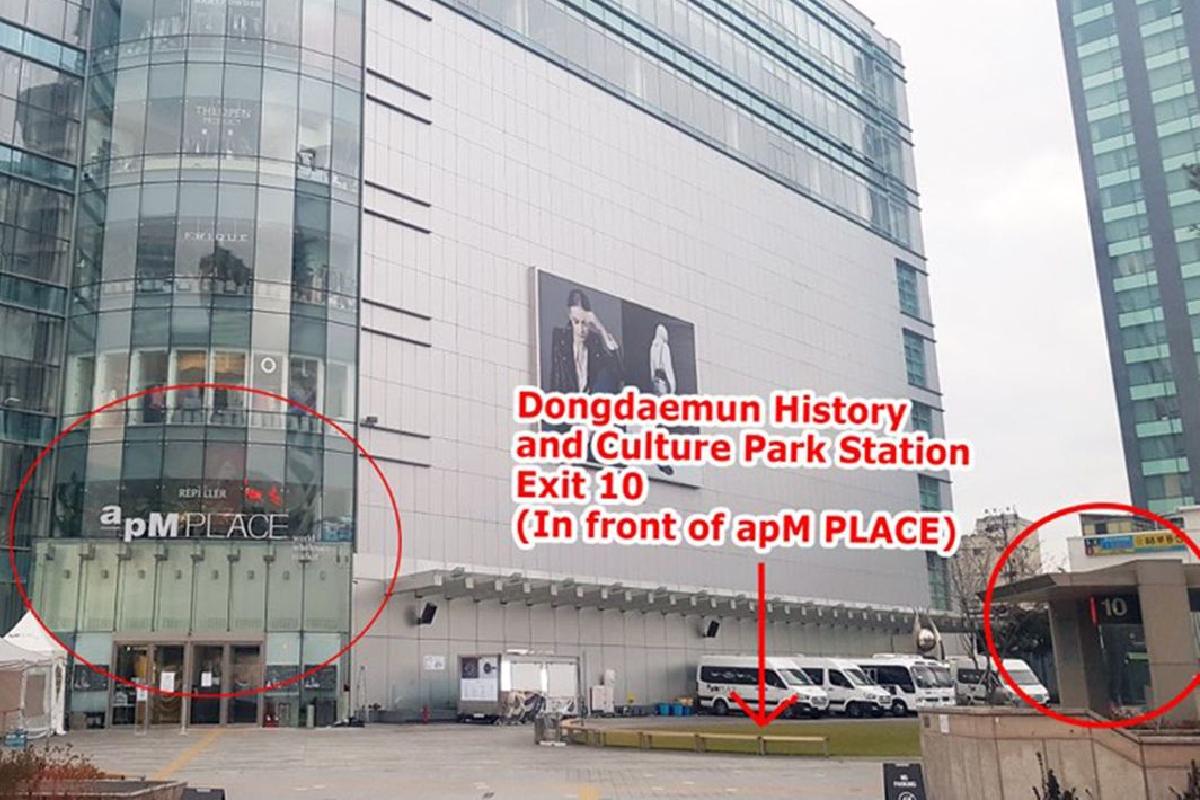 Stazione Dongdaemun History and Culture Park Uscita 10 a Seoul, Corea del Sud