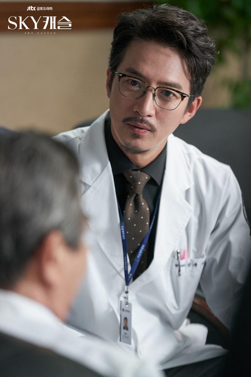 韓国ドラマ、韓国ドラマ｜SKYキャッスルから見る韓国文化、SKYキャッスル、スカイキャッスル、韓国文化、人気ドラマ、大ヒットドラマ、おススメドラマ、人気の韓国ドラマ、韓国ニュース、カルチャー、韓国ドラマおススメ、学歴社会、上流階級、上流階級の妻たち、ストレス社会、大学受験、韓国入試、入試コーディネーター、韓国塾、家庭教師、韓国教育費