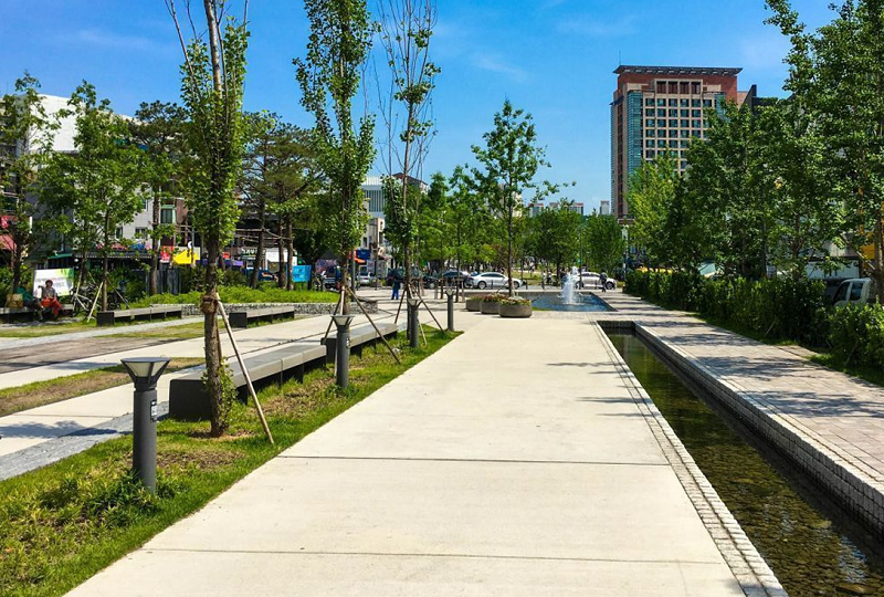 韓国旅行、韓国おすすめスポット、ホットプレイス、人気スポット、ソウル旅行、ソウルカフェ、ソウルグルメ、文来、ソンリダンキル、ヨンリダンキル、乙支路、益善洞、延南洞