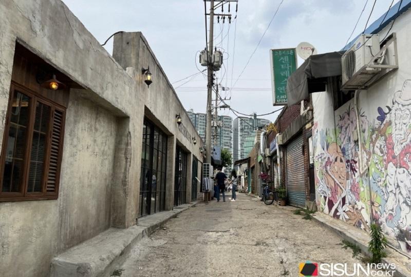 韓国旅行、韓国おすすめスポット、ホットプレイス、人気スポット、ソウル旅行、ソウルカフェ、ソウルグルメ、文来