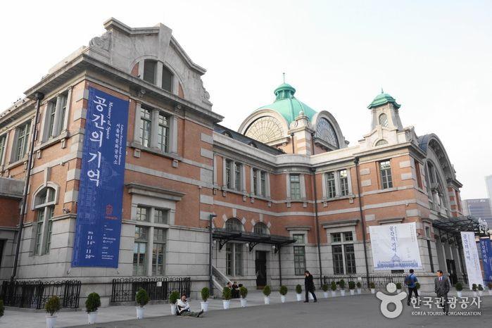 A Total Summary of New Hot Places in Seoul (Songlidangil, Sharosugil, Mangwon&Hapjeong, Euljiro, Huamdong, Manridong)