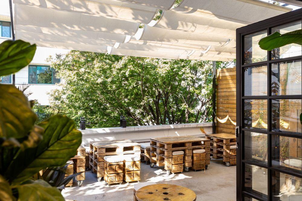 /181106/kitchen-cabinet-lighting/cabinet-lighting/cabinet-lighting.asp