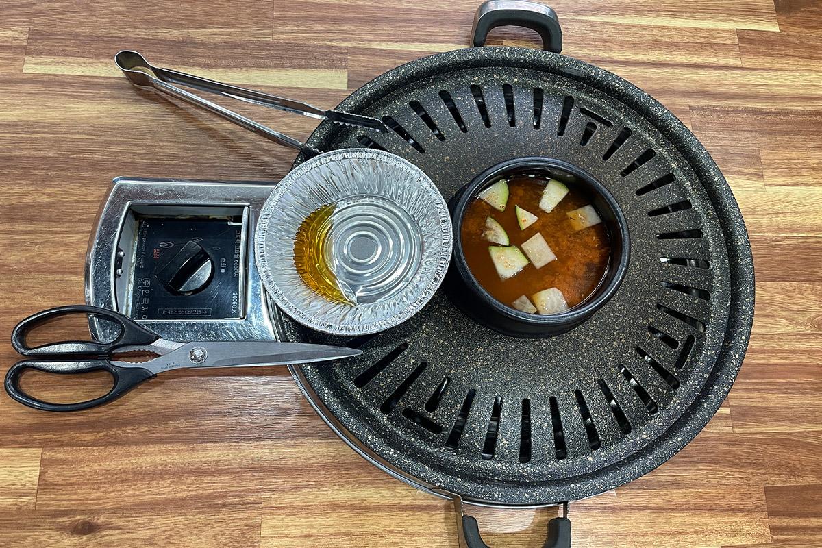 韓国旅行 韓国グルメ旅行 韓国グルメ 明洞グルメ店 明洞 オントリセンコギ サムギョプサル食べ放題