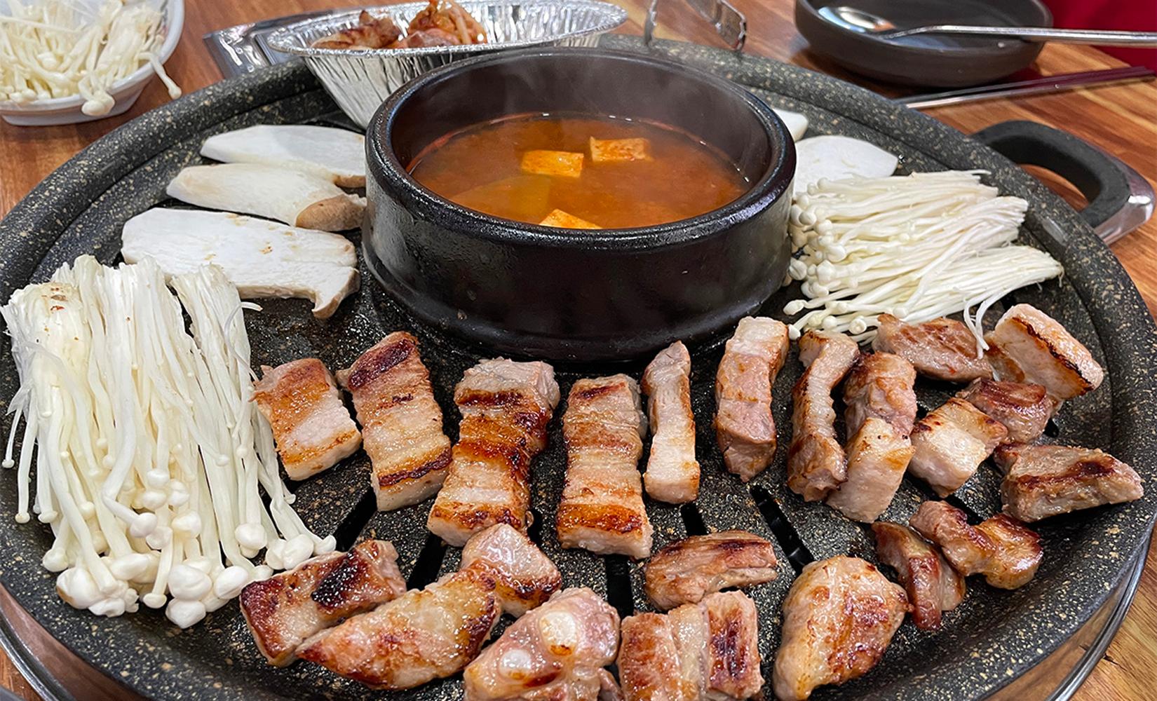 明洞美食 | 荒謬的生肉