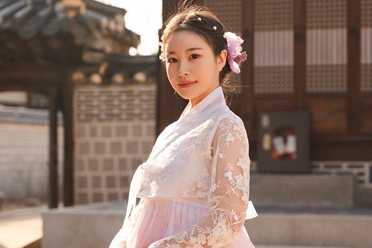 Gigibebe Hanbok Rental | Gyeongbokgung