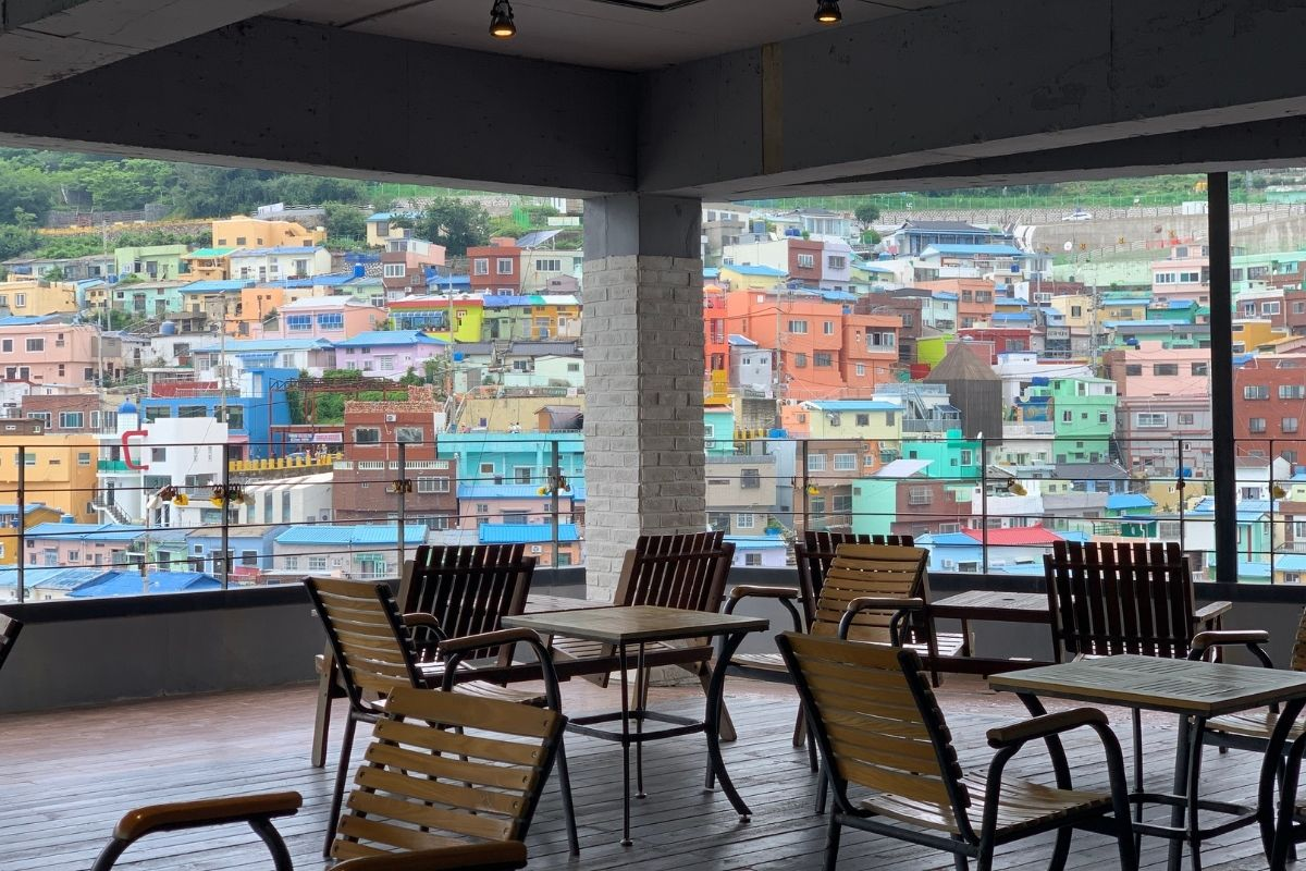 quán cafe avant garde ở Làng văn hoá Gamcheon Busan