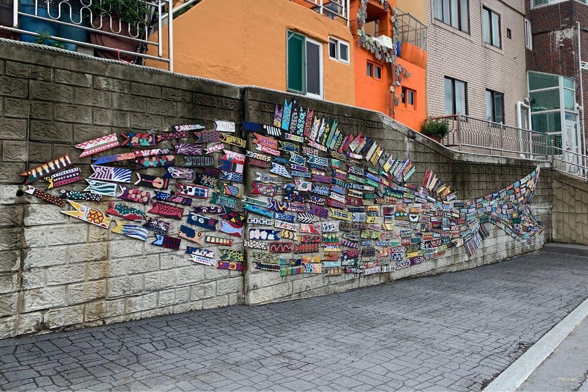 cá gỗ ở Làng văn hoá Gamcheon Busan